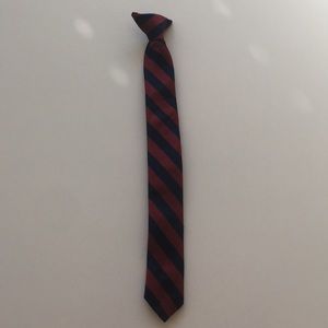 Kids snap on tie
